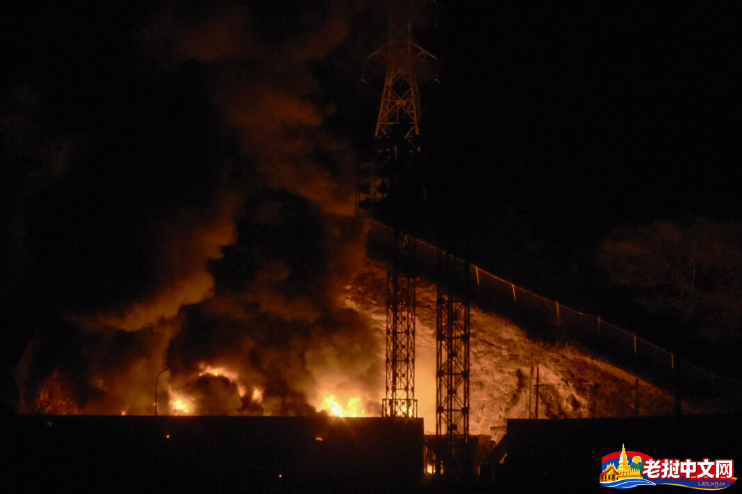 美军空袭委内瑞拉，加拉加斯宣布国家进入紧急状态