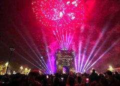 老挝跨年盛典落幕 万象凯旋门成焦点，展望2026发展新篇